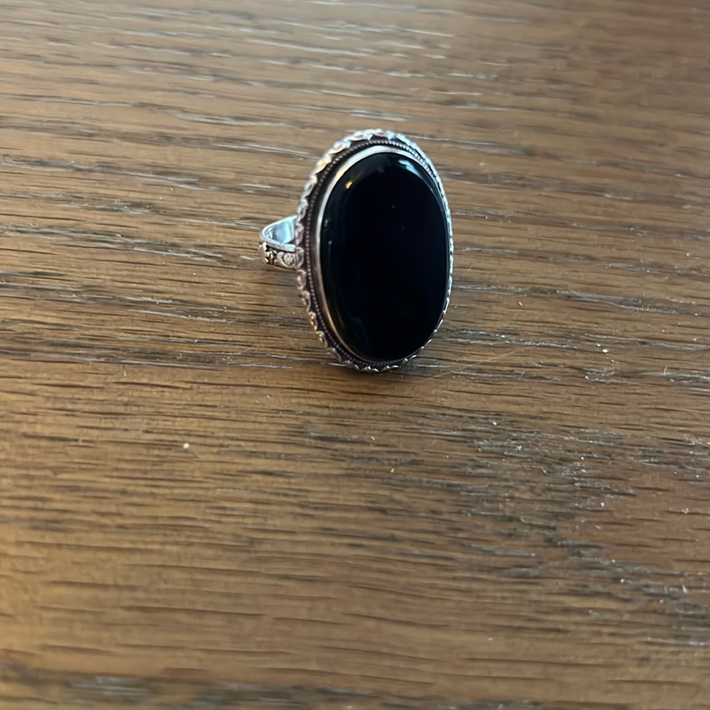 Estate Jewelry Sterling Ring Black Stone Size 6.5
